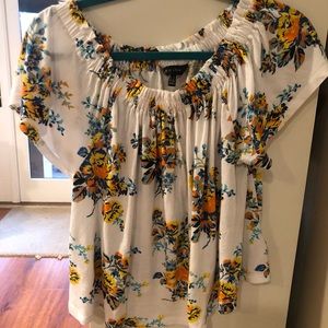 NEW LOOK OFF THE SHOULDER TOP